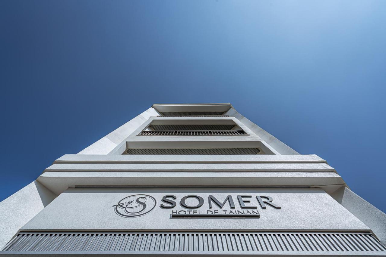Somer Chew Hotel Tainan Exteriör bild